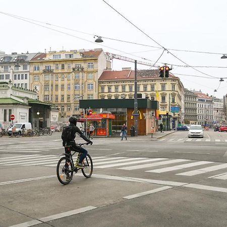 Backpacker Apartment Schoenbrunn Виена Екстериор снимка