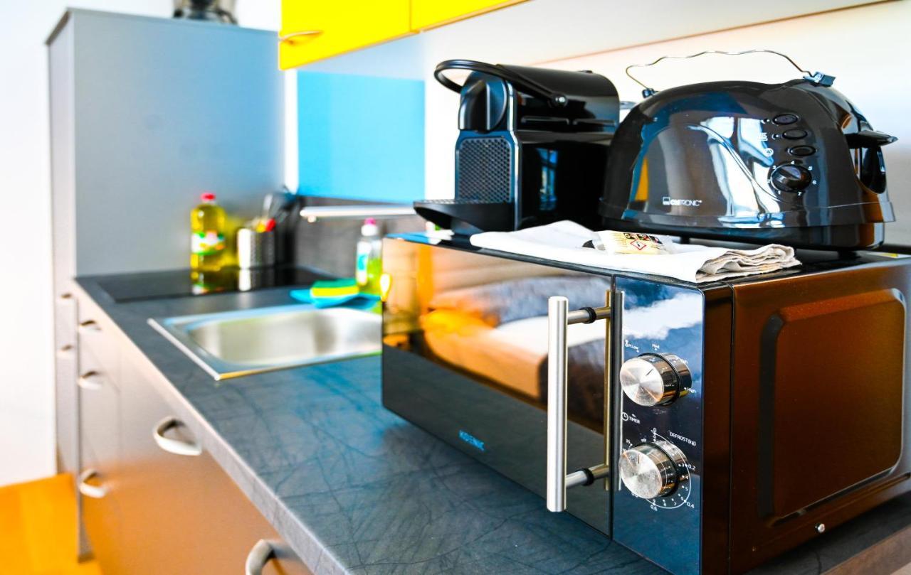 Backpacker Apartment Schoenbrunn Виена Екстериор снимка