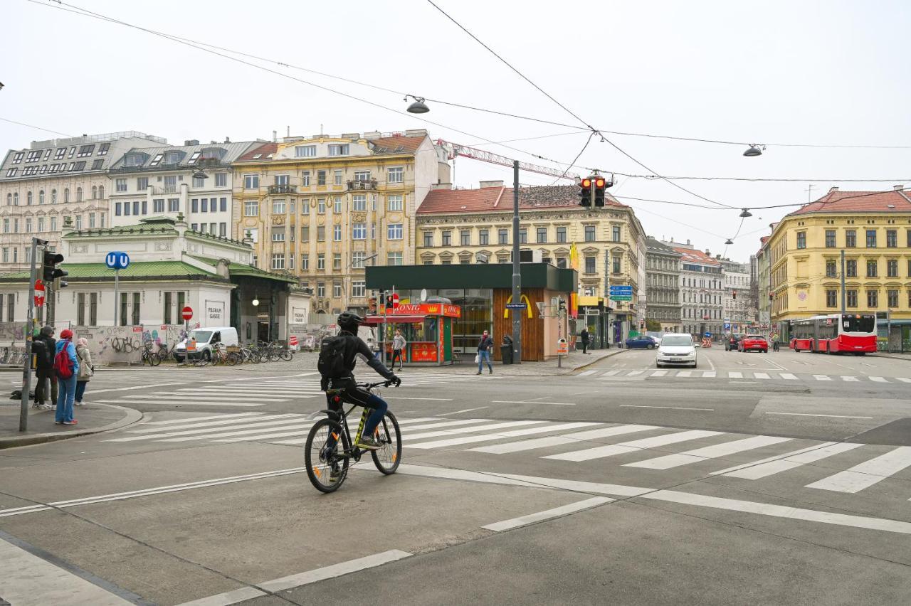 Backpacker Apartment Schoenbrunn Виена Екстериор снимка