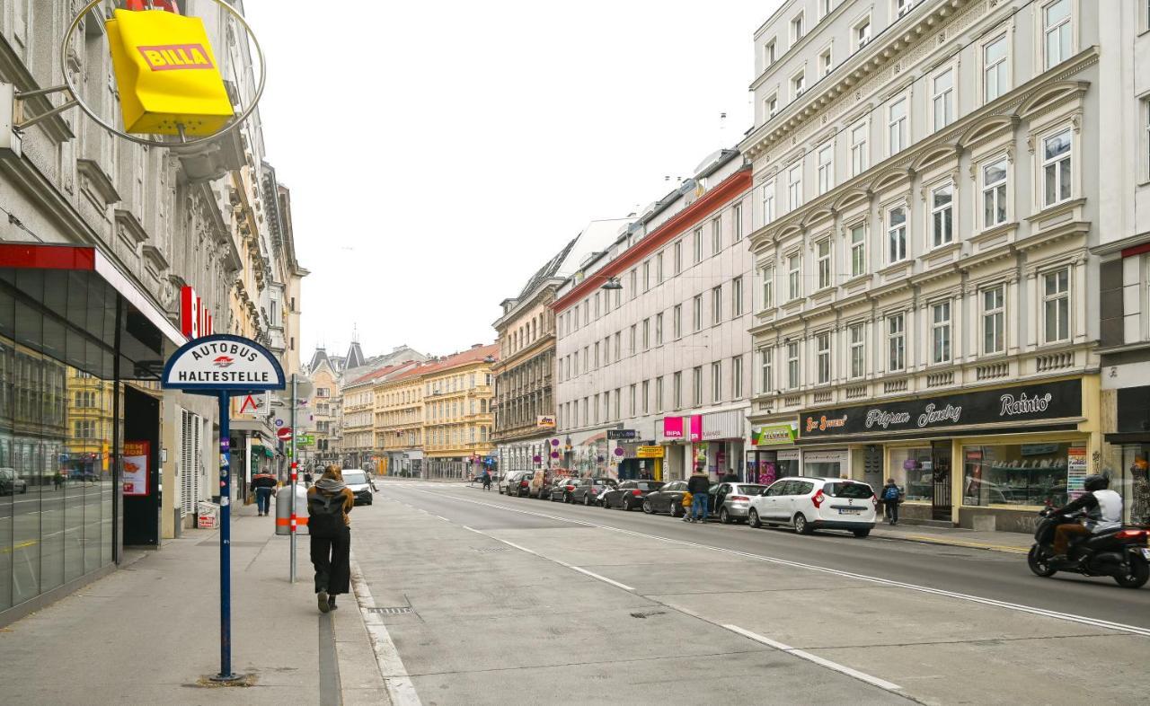 Backpacker Apartment Schoenbrunn Виена Екстериор снимка