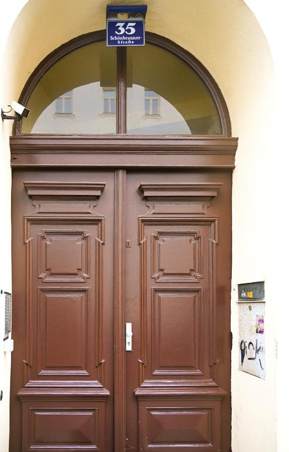 Backpacker Apartment Schoenbrunn Виена Екстериор снимка